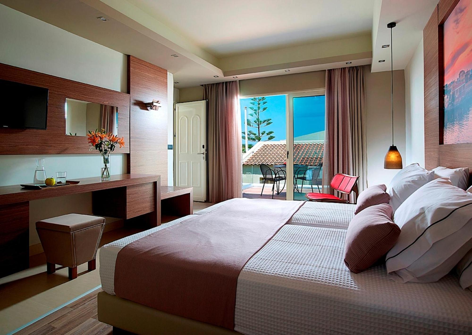 Elotis Suites (Adults Only) Агия-Марина Номер фото